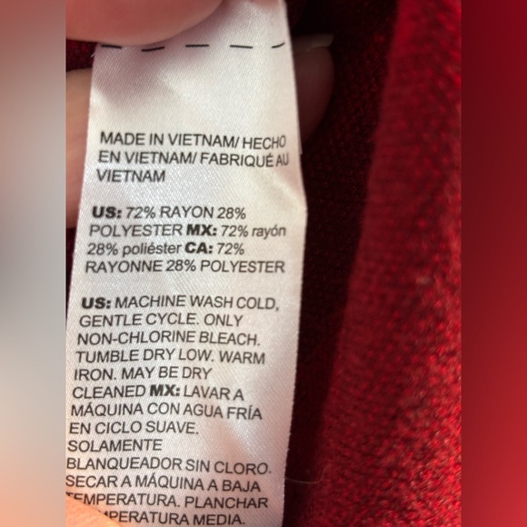 Chicos Women Red Animal Long Sleeve Mock Neck Pullover Sweater Lg Petite - Picture 4 of 9